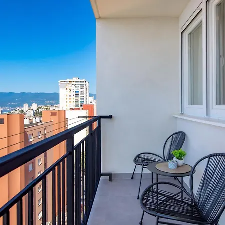 The View Apartment Rijeka Exterior photo
